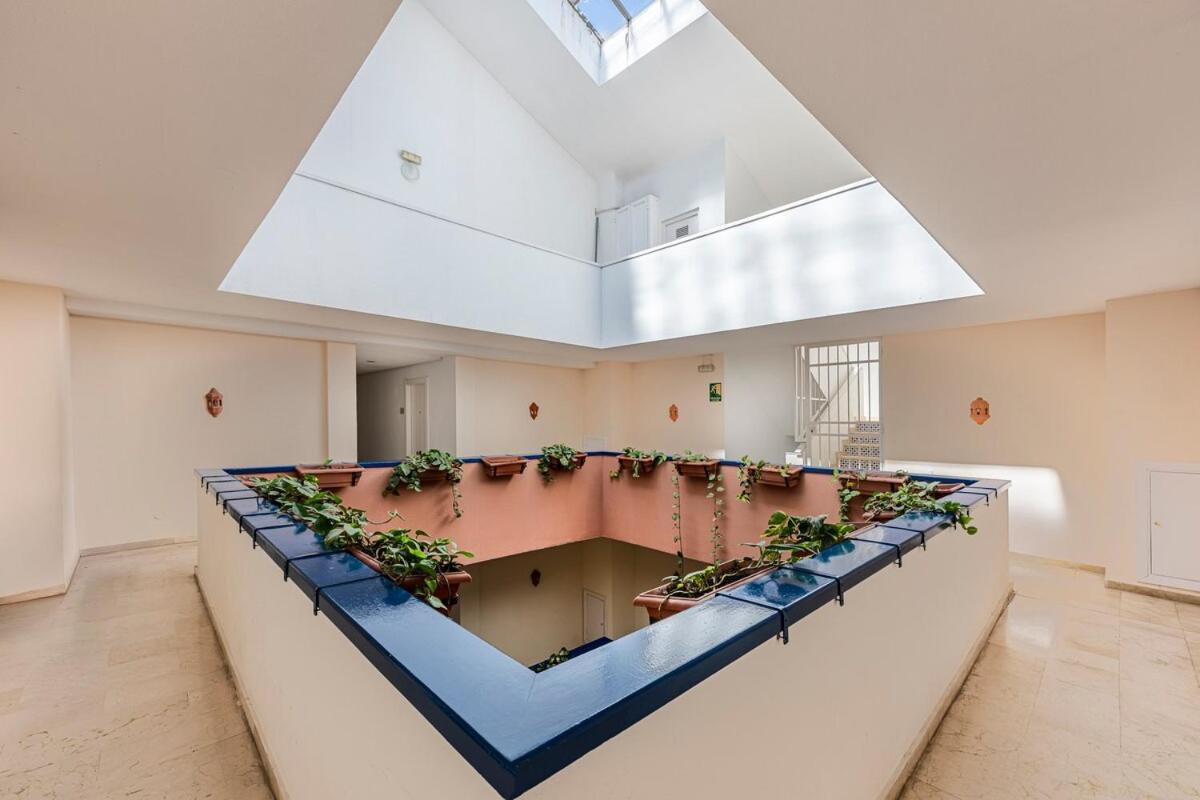 Stunning Penthouse With Terrace, Sea View And Parking Apartment *