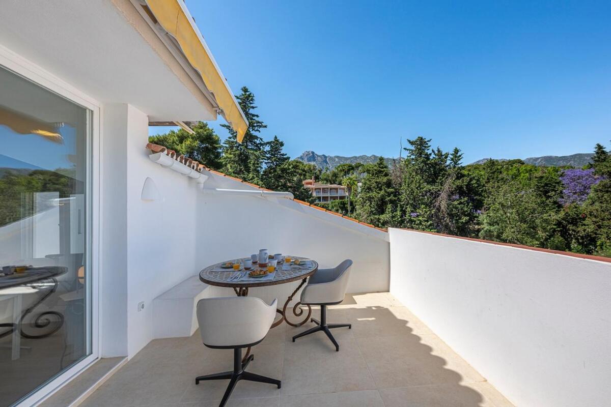 Stunning Penthouse With Terrace, Sea View And Parking