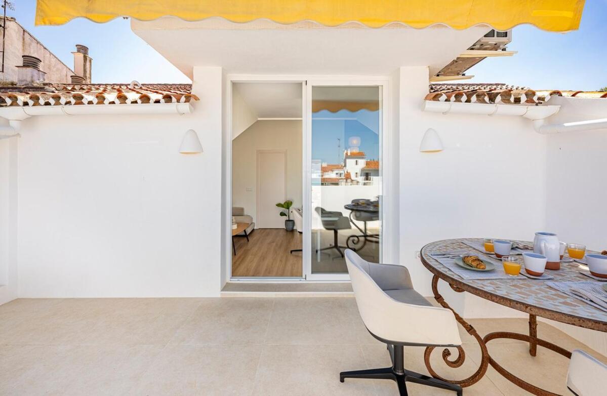 Apartment Stunning Penthouse With Terrace, Sea View And Parking