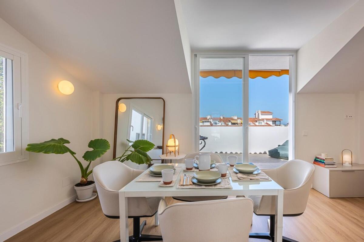 Stunning Penthouse With Terrace, Sea View And Parking Appartamento Marbella